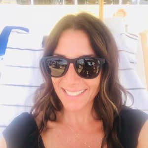 Meet your Posher, Suzannesuzanne